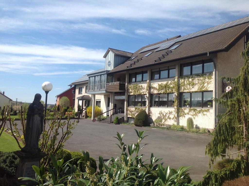 Landgasthof Zum Wiesengrund Hünfeld Exterior foto